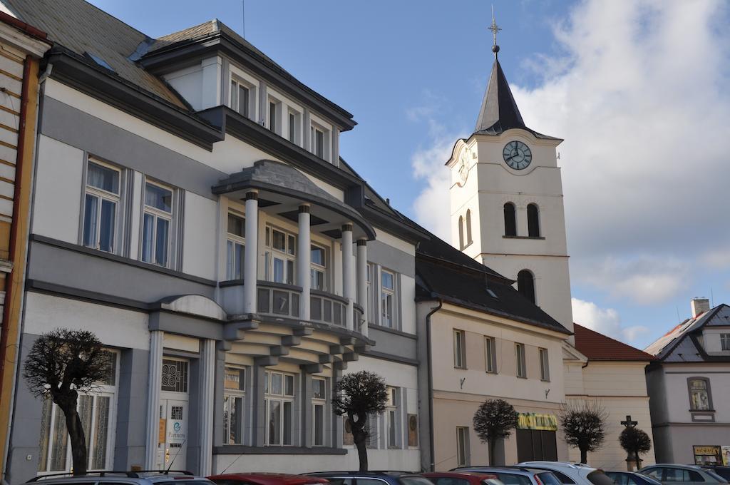 Apartmány vila Týniště Tyniste nad Orlici Exterior foto